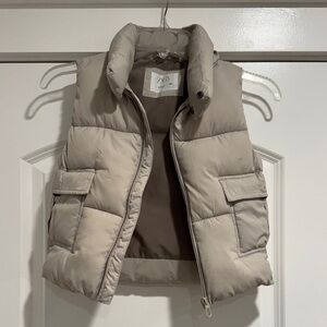 Girl’s Zara Light Taupe Puffer Vest